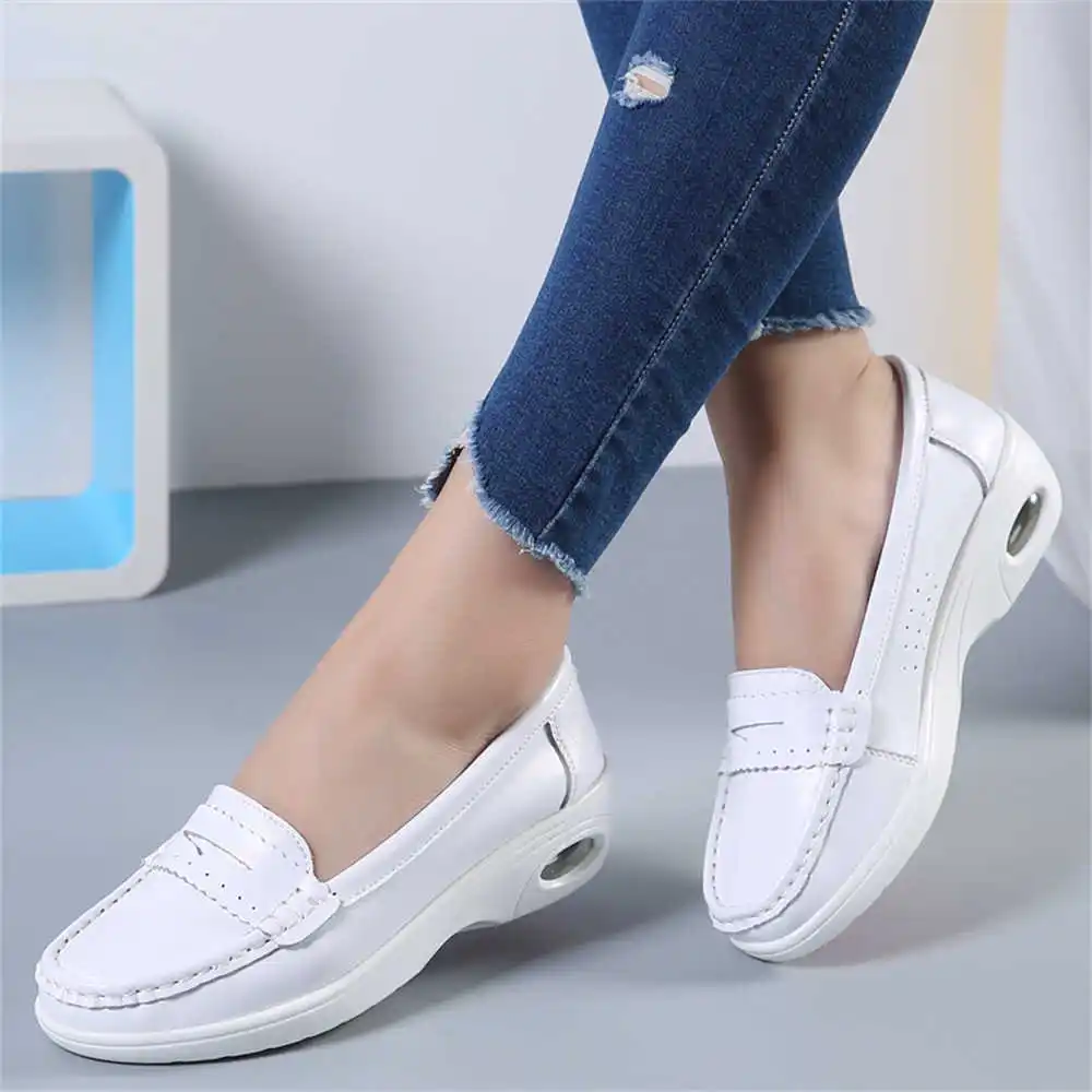 Thick Sole Slipon White Traine - Men'S Grooming Uk のレビューと価格